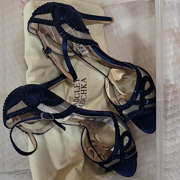 Blue shoes - Picture 3 of 4